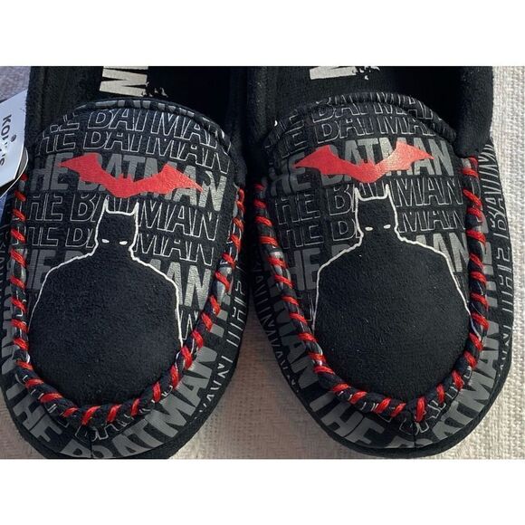 DC Comics Boys Size 4 The Batman Moc Slippers - Picture 3 of 9